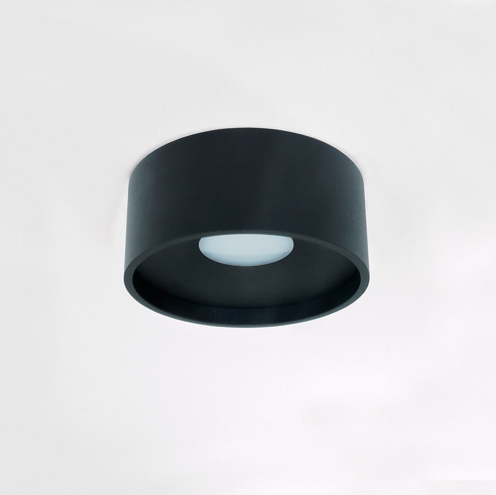 Deckenleuchte Oran LED 2700K – Aufbauspot IP54, dimmbar, innen & außen
