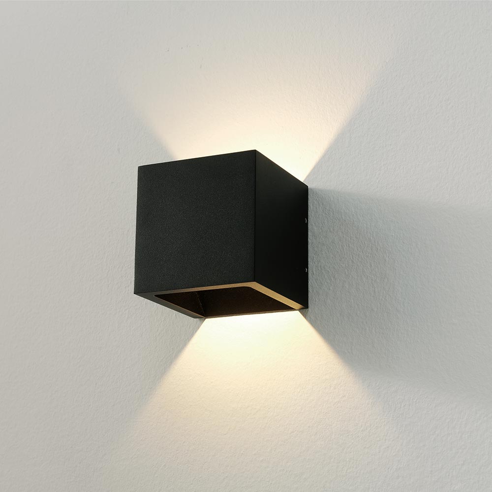 Wandleuchte Cube LED 3000K IP65 – 10 cm Würfel, dimmbar, innen & außen