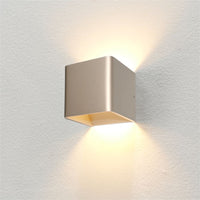 Wandleuchte Fulda LED 2700K – Up & Down, 10 cm Würfel, dimmbar, innen 4
